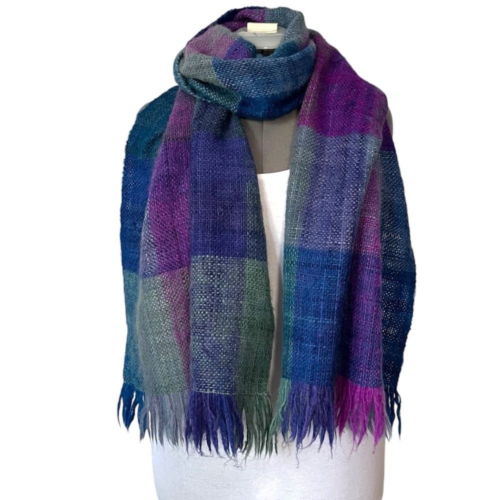 Hand spun & Handmade in Uruguay Wool scarf